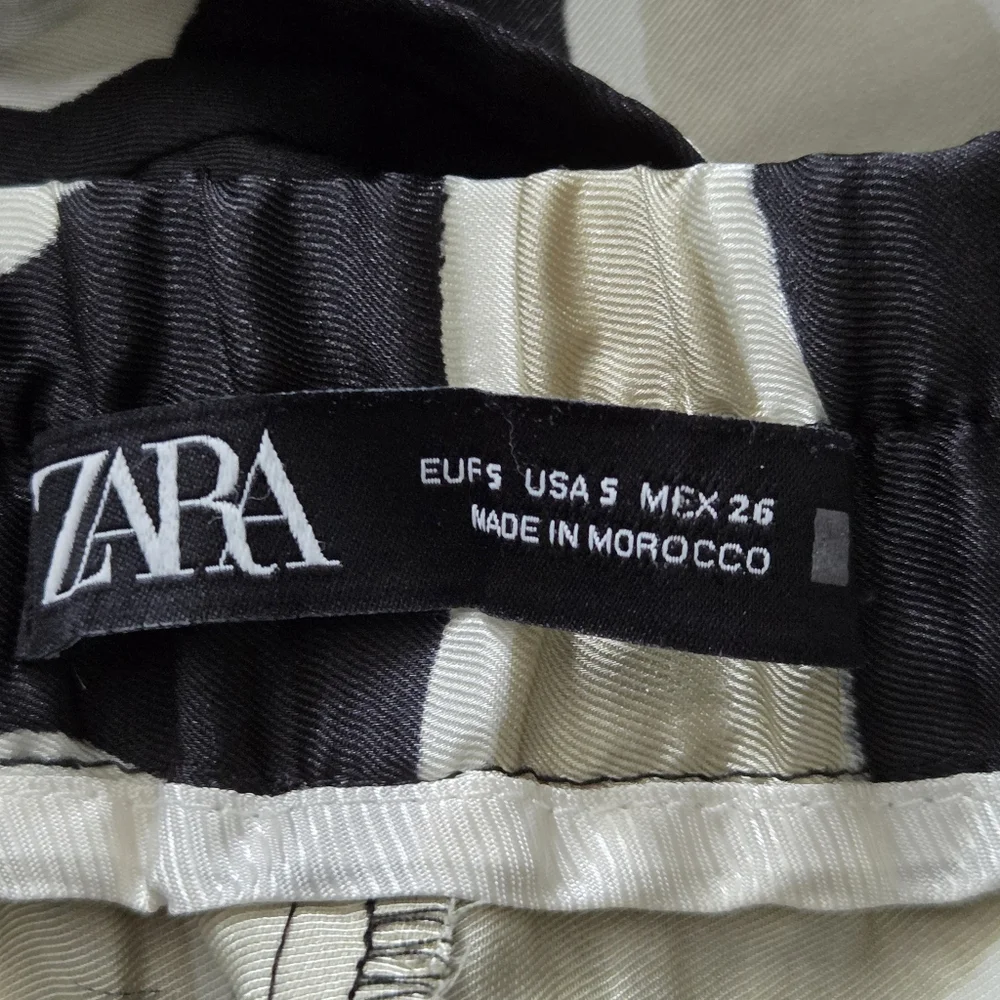 Zara Patterned Wide Leg Pants Size-Small - Picture 9 of 9